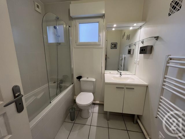Appartement Studio &agrave; louer - 1 pi&egrave;ce - 25 m2 - Granville - 50 - BASSE-NORMANDIE