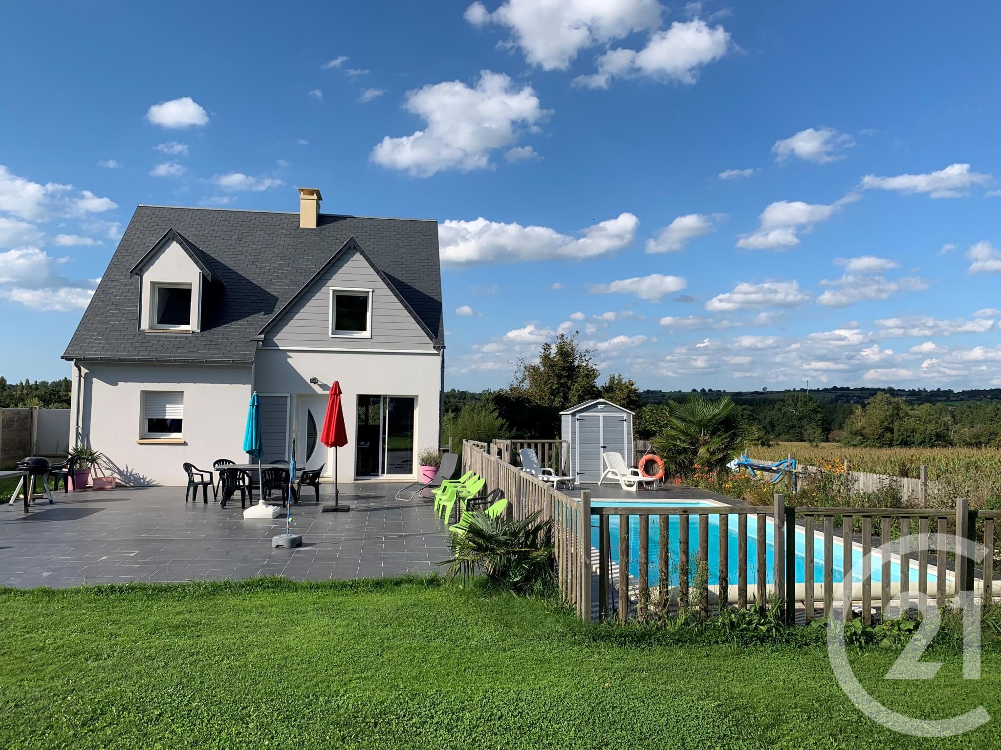 Maison à vendre - 5 pièces - 190 m2 - Jullouville - 50 - BASSE-NORMANDIE — 3