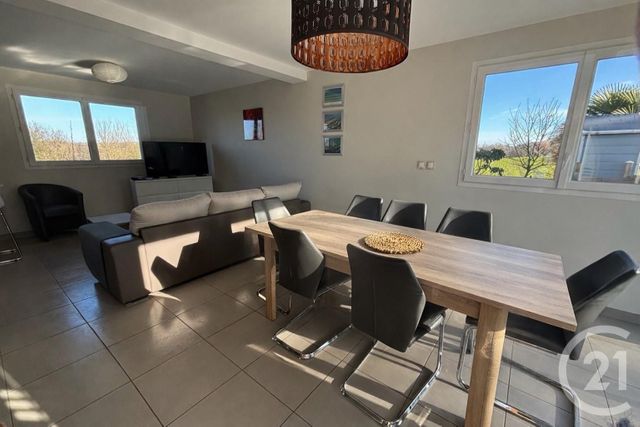 Maison &agrave; vendre - 5 pi&egrave;ces - 94 m2 - Jullouville - 50 - BASSE-NORMANDIE