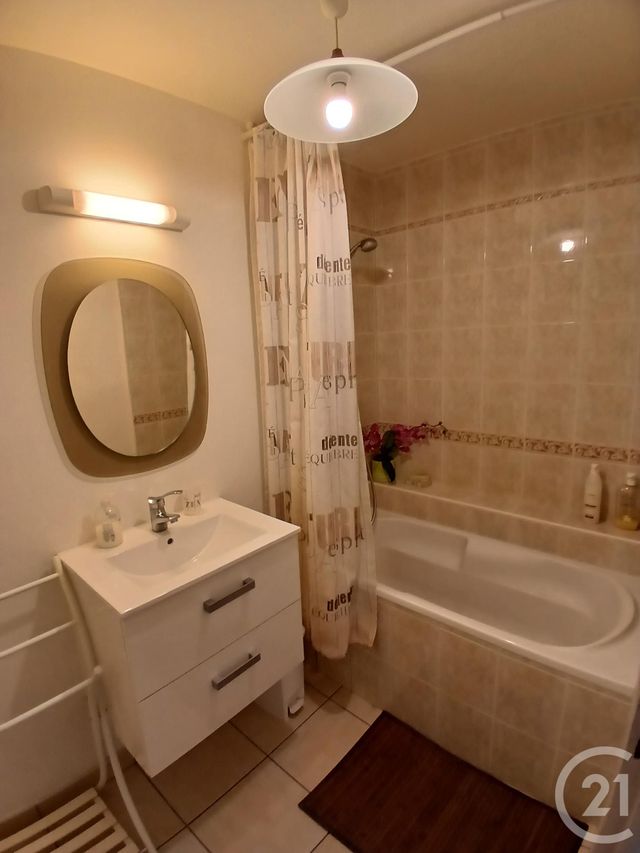 Appartement F3 bis &agrave; vendre - 3 pi&egrave;ces - 68,41 m2 - Granville - 50 - BASSE-NORMANDIE