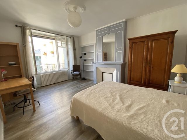 Appartement F3 &agrave; louer - 3 pi&egrave;ces - 75 m2 - Granville - 50 - BASSE-NORMANDIE