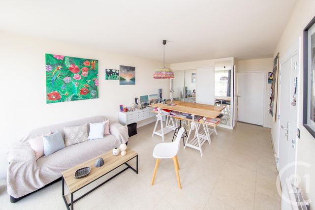 Appartement &agrave; vendre - 3 pi&egrave;ces - 60,35 m2 - Jullouville - 50 - BASSE-NORMANDIE