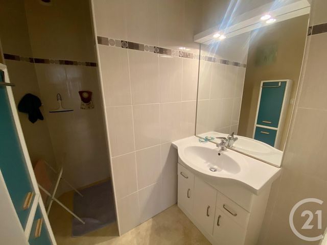 Appartement F3 &agrave; louer - 3 pi&egrave;ces - 74,40 m2 - Granville - 50 - BASSE-NORMANDIE