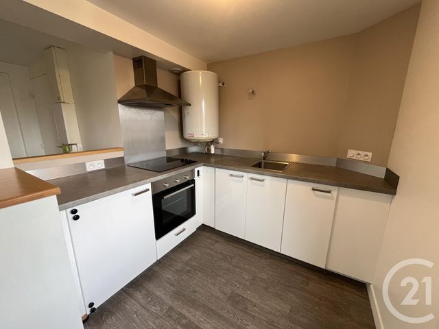 Appartement F3 &agrave; louer - 3 pi&egrave;ces - 54,65 m2 - Granville - 50 - BASSE-NORMANDIE