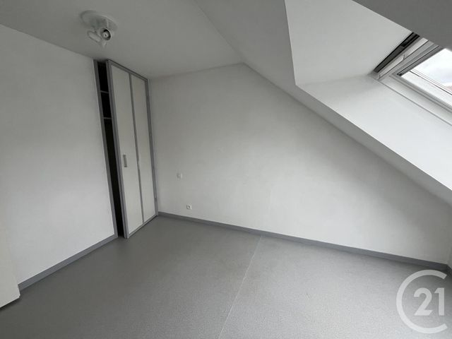 Maison &agrave; louer - 4 pi&egrave;ces - 75,36 m2 - Jullouville - 50 - BASSE-NORMANDIE