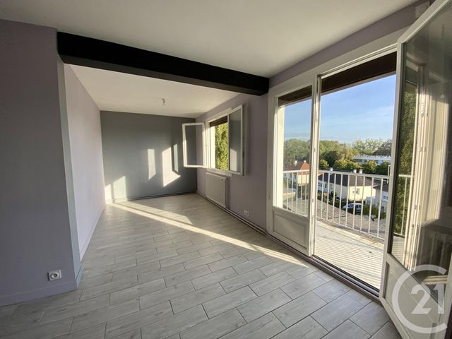 Appartement 3 pièces 75 m² · à Granville · 75,2 m² · 646 €/mois