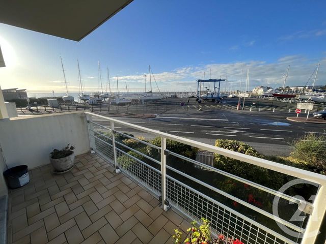 Appartement 4 pièces 76 m² · à Granville · 75,5 m² · 858 €/mois