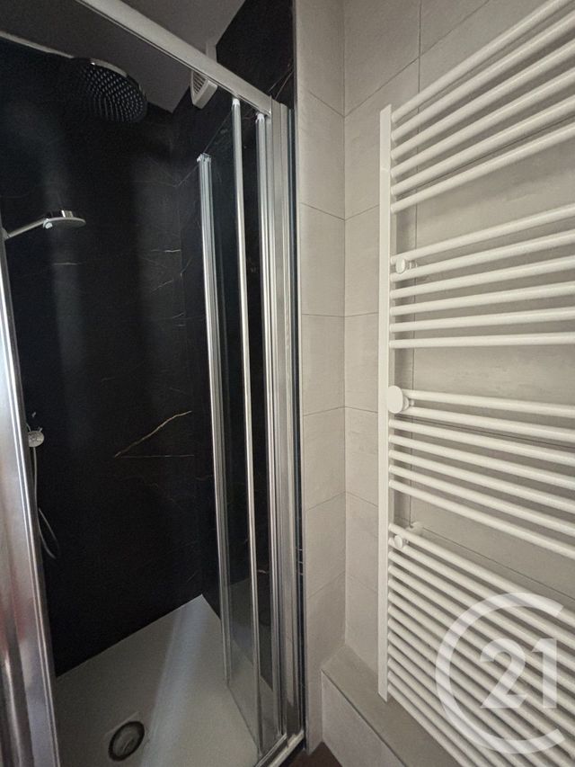 Appartement Studio &agrave; louer - 1 pi&egrave;ce - 19 m2 - Aurillac - 15 - AUVERGNE