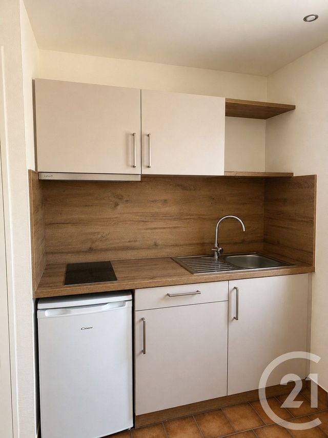 Appartement Studio &agrave; louer - 1 pi&egrave;ce - 19 m2 - Aurillac - 15 - AUVERGNE