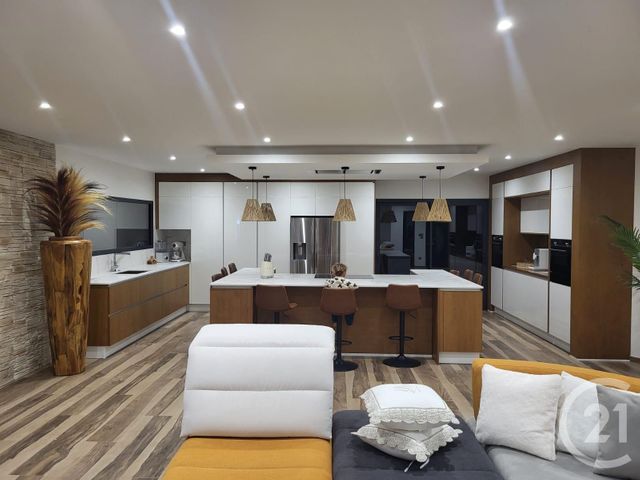 Maison &agrave; vendre - 8 pi&egrave;ces - 170 m2 - Arpajon Sur Cere - 15 - AUVERGNE