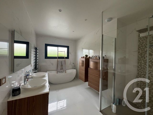 Maison &agrave; vendre - 8 pi&egrave;ces - 170 m2 - Arpajon Sur Cere - 15 - AUVERGNE