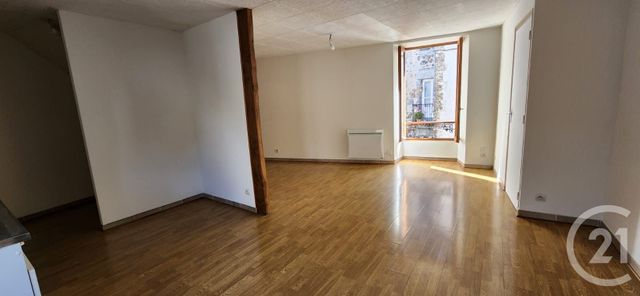 Appartement T3 &agrave; louer - 3 pi&egrave;ces - 61 m2 - Vic Sur Cere - 15 - AUVERGNE
