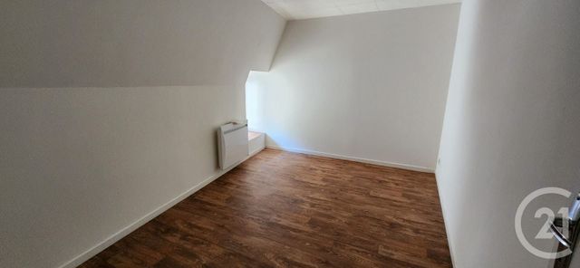 Appartement T3 &agrave; louer - 3 pi&egrave;ces - 61 m2 - Vic Sur Cere - 15 - AUVERGNE