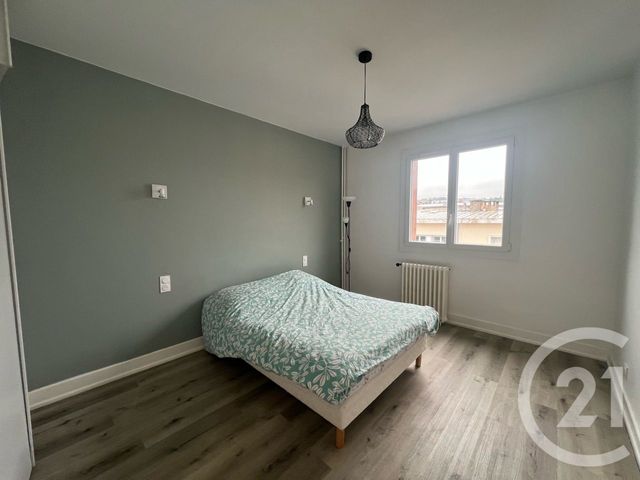Appartement F4 à vendre - 4 pièces - 88,32 m2 - Aurillac - 15 - AUVERGNE