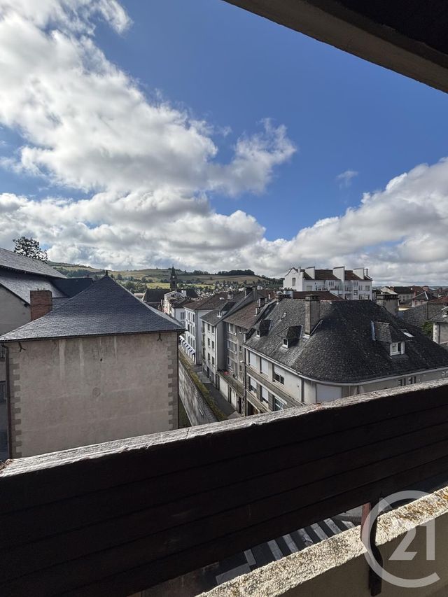 Appartement T4 à louer - 4 pièces - 71,37 m2 - Aurillac - 15 - AUVERGNE