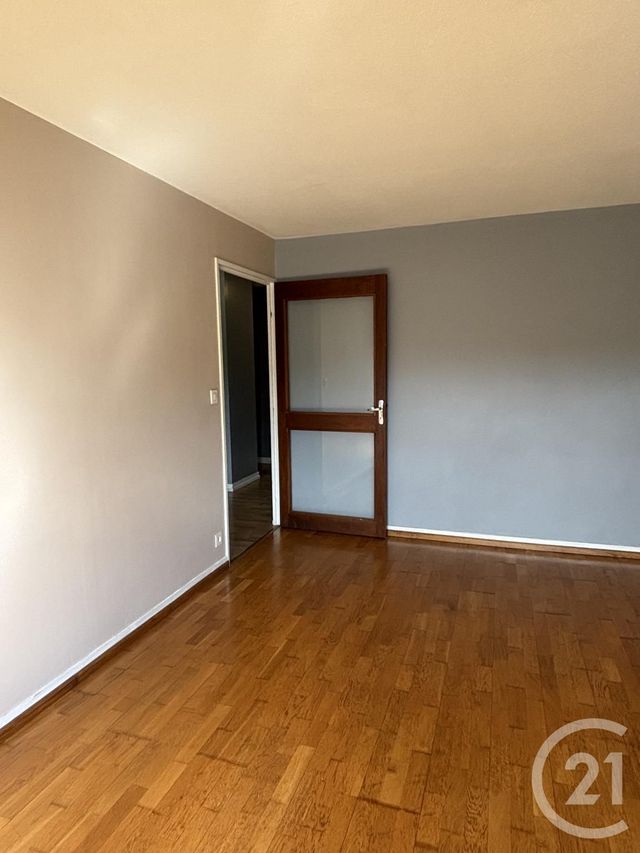 Appartement T4 à louer - 4 pièces - 71,37 m2 - Aurillac - 15 - AUVERGNE