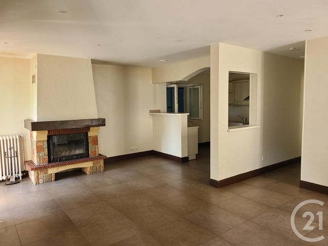 Maison à vendre - 3 pièces - 75 m2 - St Mamet La Salvetat - 15 - AUVERGNE