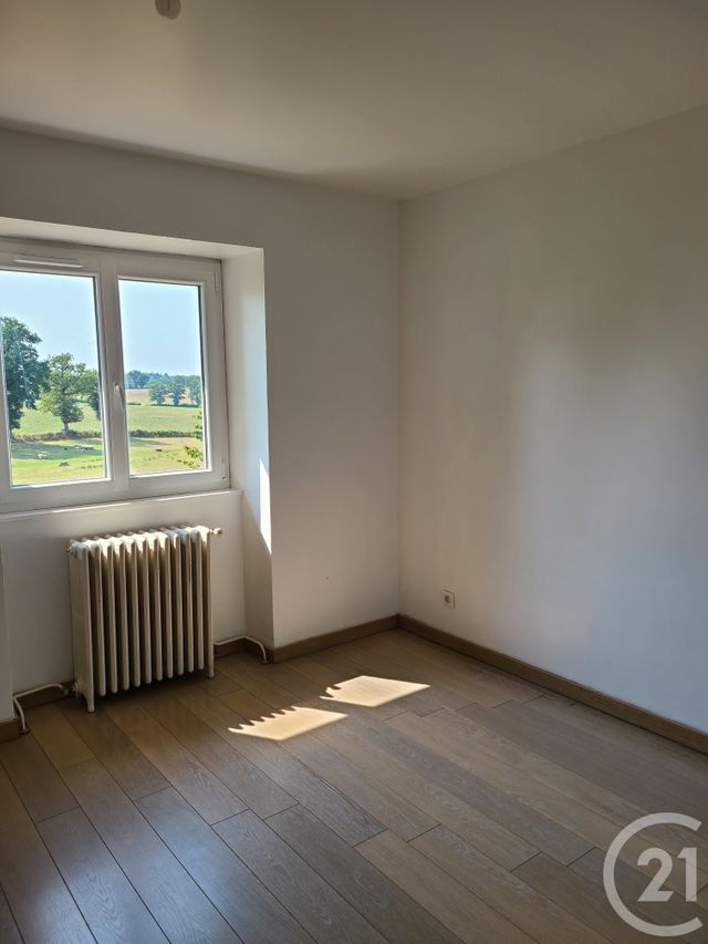 Maison à vendre - 3 pièces - 75 m2 - St Mamet La Salvetat - 15 - AUVERGNE