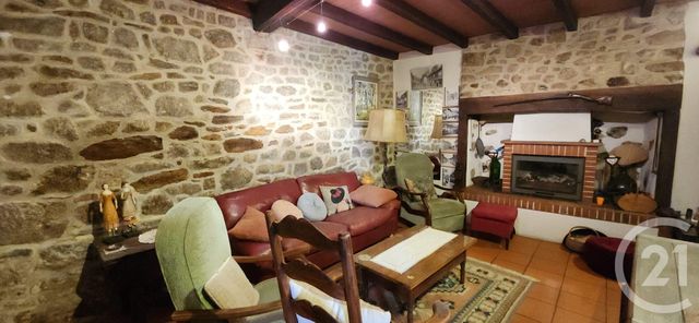 Maison à vendre - 5 pièces - 90 m2 - St Mamet La Salvetat - 15 - AUVERGNE