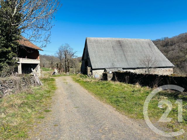 Maison à vendre - 11 pièces - 270 m2 - Mur De Barrez - 12 - MIDI-PYRENEES