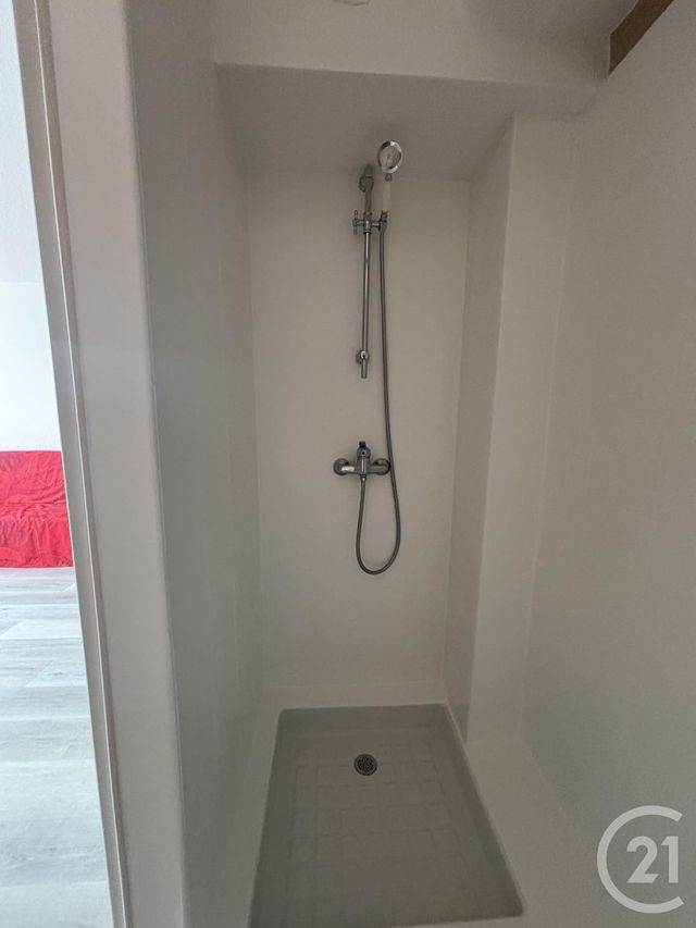 Appartement Studio à louer - 1 pièce - 24 m2 - Aurillac - 15 - AUVERGNE