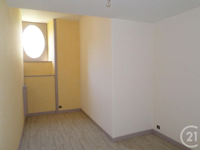 Appartement T3 à louer - 3 pièces - 71 m2 - Aurillac - 15 - AUVERGNE