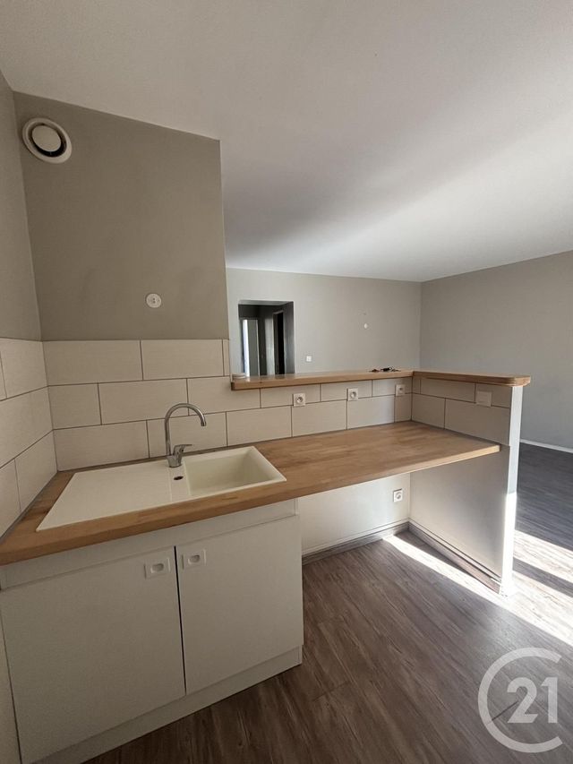 Appartement T2 à louer AURILLAC