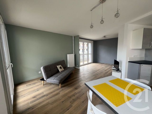 Appartement F5 à vendre - 6 pièces - 94 m2 - Aurillac - 15 - AUVERGNE