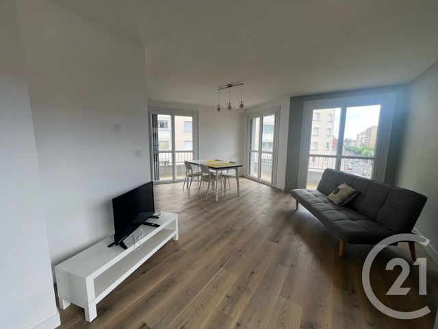 Appartement F5 à vendre - 6 pièces - 94 m2 - Aurillac - 15 - AUVERGNE