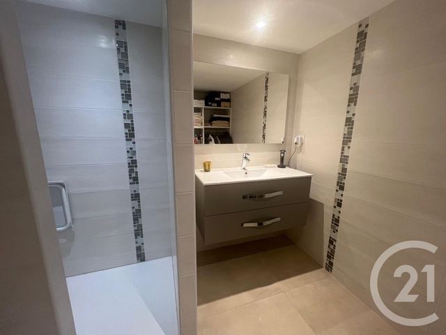 Maison à vendre - 7 pièces - 194 m2 - Aurillac - 15 - AUVERGNE