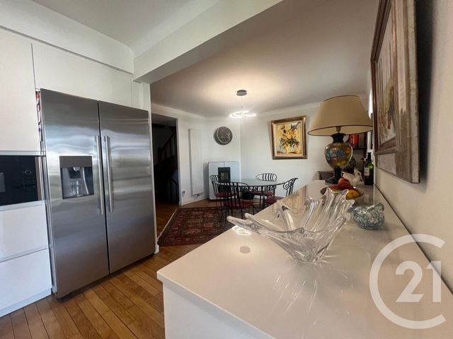 Maison à vendre - 7 pièces - 194 m2 - Aurillac - 15 - AUVERGNE