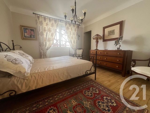 Maison à vendre - 7 pièces - 194 m2 - Aurillac - 15 - AUVERGNE