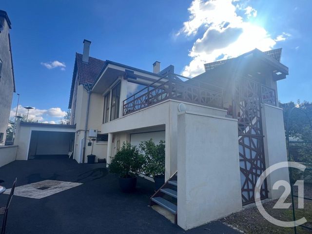 Maison à vendre - 7 pièces - 194 m2 - Aurillac - 15 - AUVERGNE