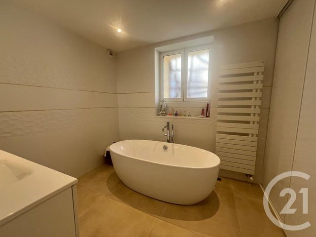 Maison à vendre - 7 pièces - 194 m2 - Aurillac - 15 - AUVERGNE