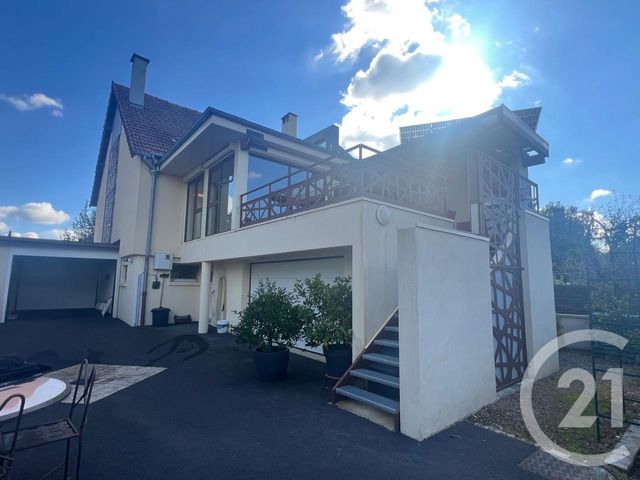 Maison à vendre - 7 pièces - 194 m2 - Aurillac - 15 - AUVERGNE