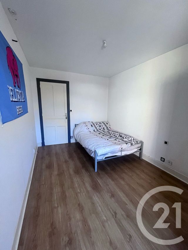 Appartement T3 à vendre - 3 pièces - 82 m2 - Aurillac - 15 - AUVERGNE
