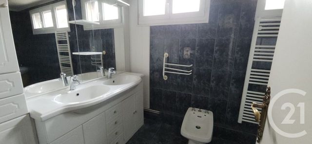 Appartement F3 &agrave; vendre - 3 pi&egrave;ces - 92,22 m2 - Aurillac - 15 - AUVERGNE