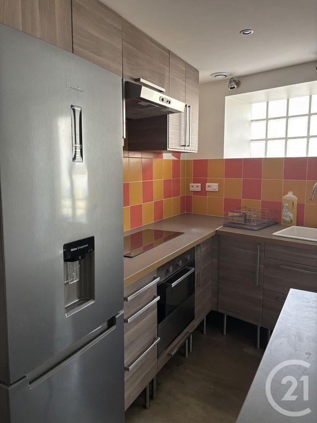 Appartement T2 à louer - 3 pièces - 70 m2 - Aurillac - 15 - AUVERGNE