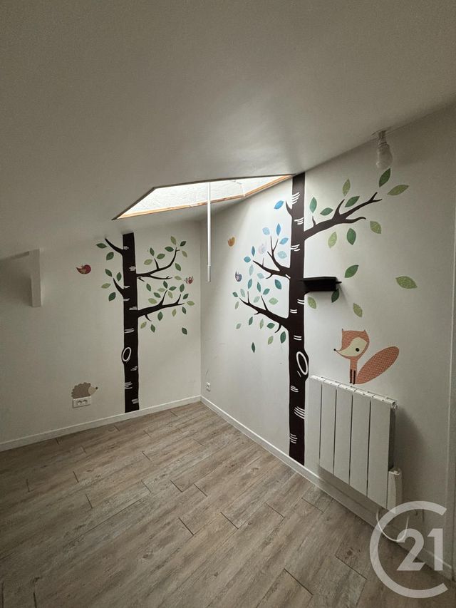 Appartement T2 à louer - 3 pièces - 70 m2 - Aurillac - 15 - AUVERGNE