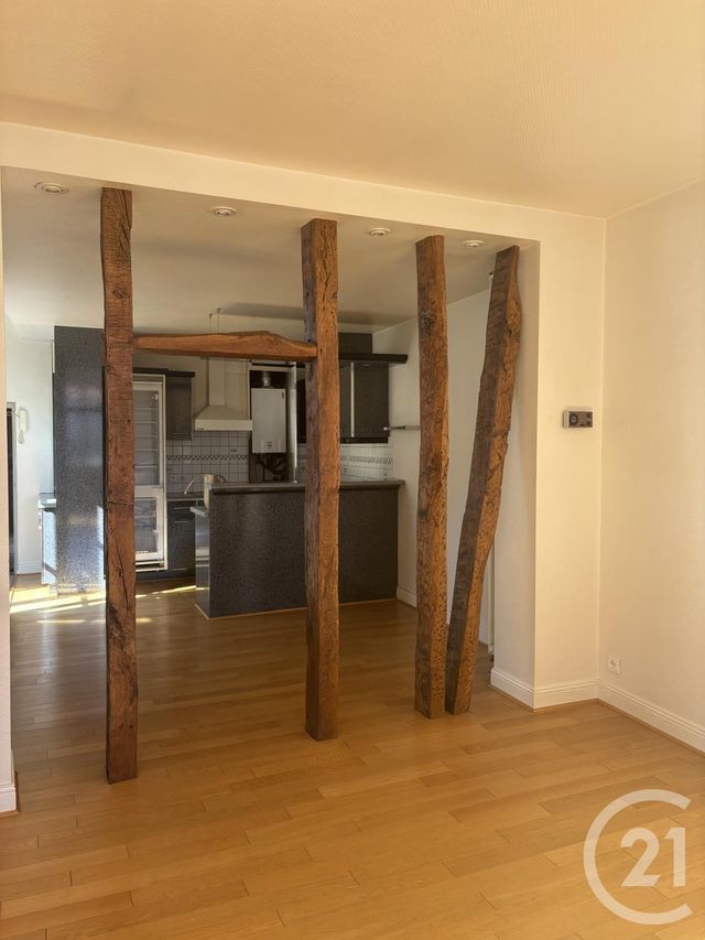 Appartement T3 à louer - 3 pièces - 74 m2 - Aurillac - 15 - AUVERGNE