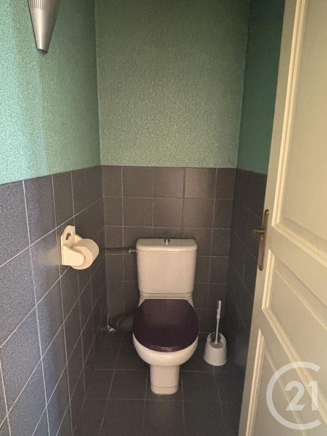 Appartement T3 à louer - 3 pièces - 74 m2 - Aurillac - 15 - AUVERGNE