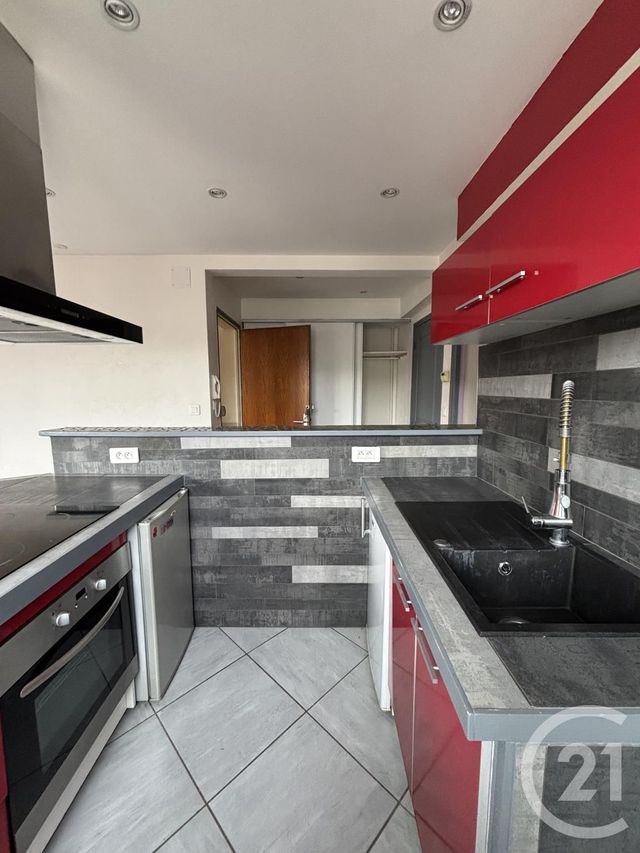 Appartement T2 &agrave; louer - 2 pi&egrave;ces - 40 m2 - Aurillac - 15 - AUVERGNE