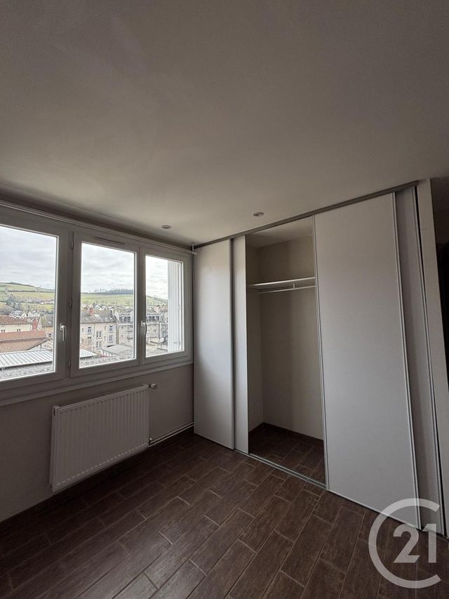 Appartement T2 &agrave; louer - 2 pi&egrave;ces - 40 m2 - Aurillac - 15 - AUVERGNE