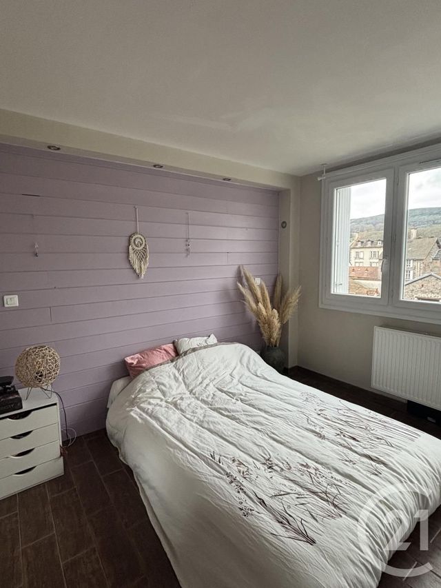 Appartement T2 à louer - 2 pièces - 40 m2 - Aurillac - 15 - AUVERGNE