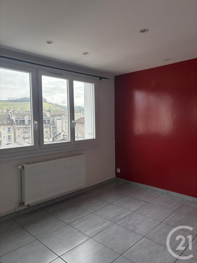 Appartement T2 &agrave; louer - 2 pi&egrave;ces - 40 m2 - Aurillac - 15 - AUVERGNE