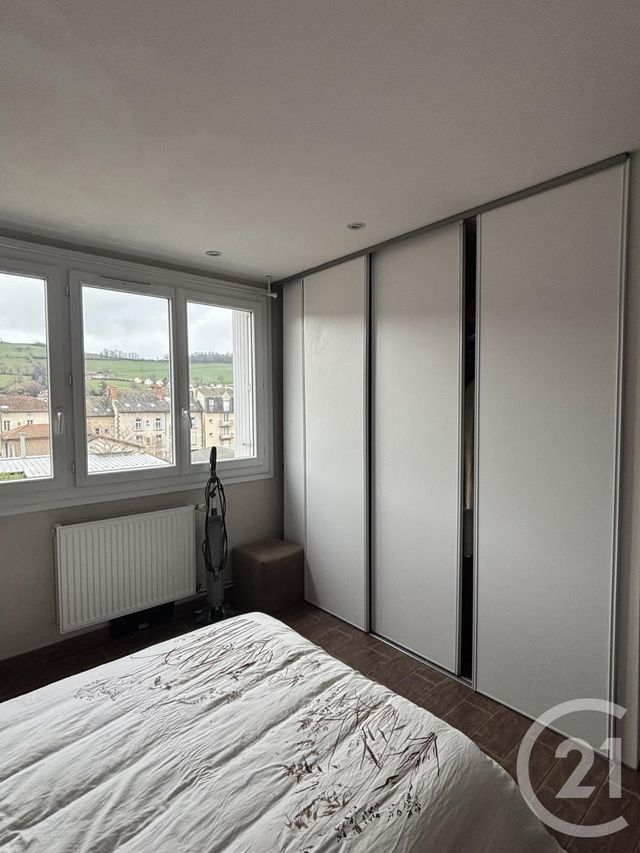 Appartement T2 à louer - 2 pièces - 40 m2 - Aurillac - 15 - AUVERGNE