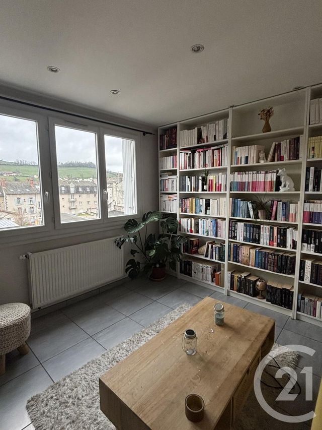 Appartement T2 à louer - 2 pièces - 40 m2 - Aurillac - 15 - AUVERGNE