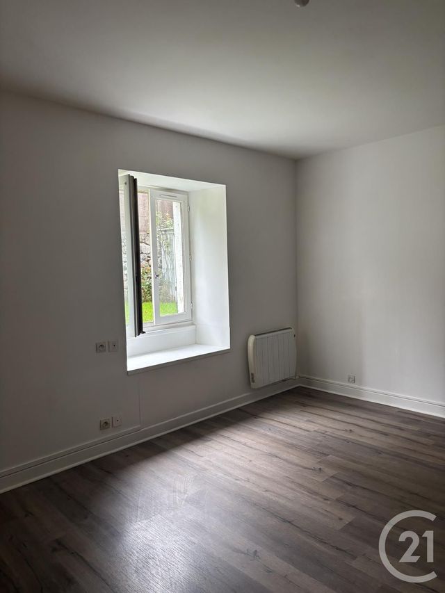 Appartement T2 &agrave; louer - 2 pi&egrave;ces - 41,78 m2 - Aurillac - 15 - AUVERGNE