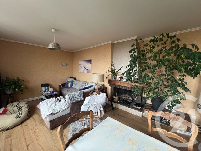 Appartement F4 à vendre - 4 pièces - 72 m2 - Aurillac - 15 - AUVERGNE