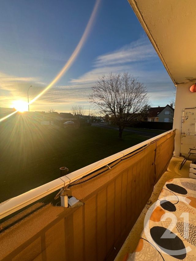 Appartement F4 à vendre - 4 pièces - 75 m2 - Arpajon Sur Cere - 15 - AUVERGNE